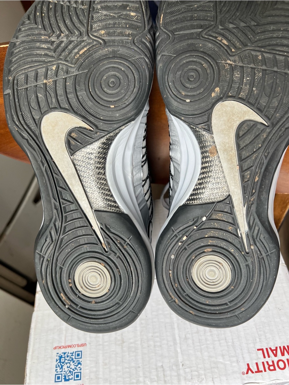 Nike Lunar Hyperdunk 2012 Wolf Grey(Silver)Black 524934-002 Men's Size 11.5 EUC - Picture 8 of 13